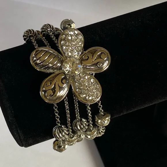 Vintage 4 Strand Large Silver & Crystal Magnetic Bracelet - Picture 11 of 12